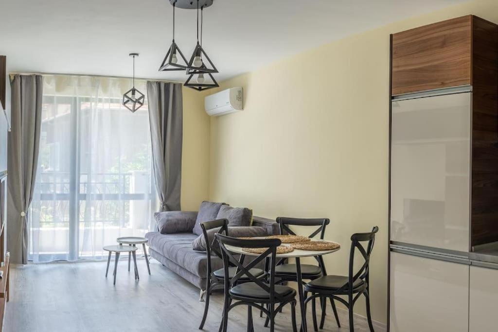 La Familia Apartments Varna Exterior foto