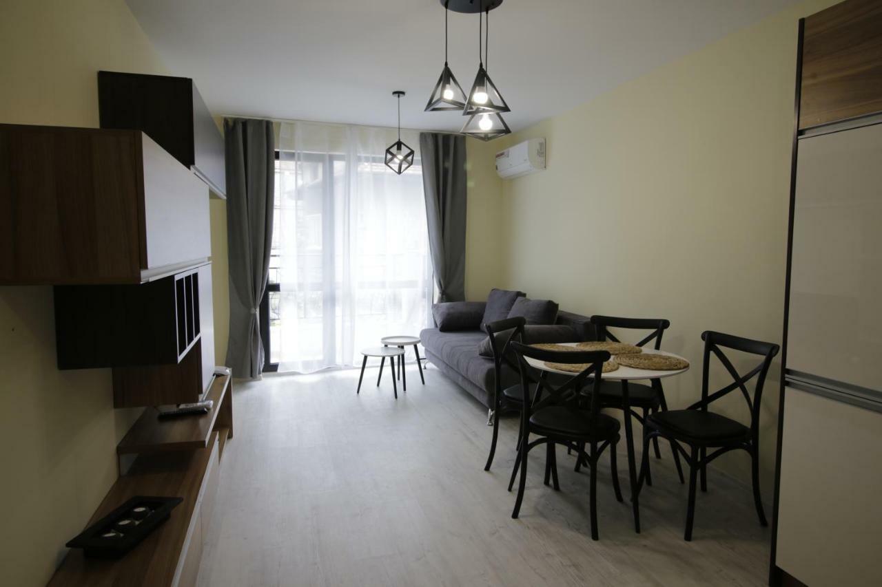 La Familia Apartments Varna Exterior foto